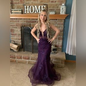 La Femme, Dark Berry, Size 2 Prom Dress